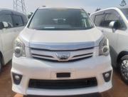 Toyota Noah 2012 White for sale