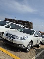 Subaru Outback 2.5i Limited 2011 Pearl for sale
