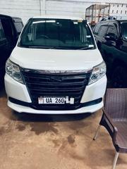 Toyota Noah 2015 White for sale