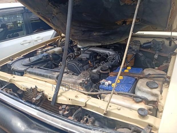 Toyota Land Cruiser Prado 2004 Gold