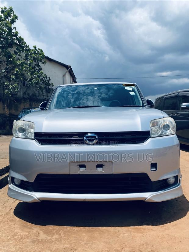 Toyota Corolla Rumion 2012 Silver
