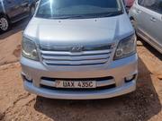 Toyota Noah 2004 Silver for sale