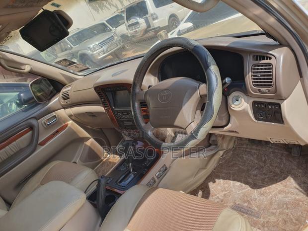 Toyota Land Cruiser 100 4.2 TD 2004 Gold