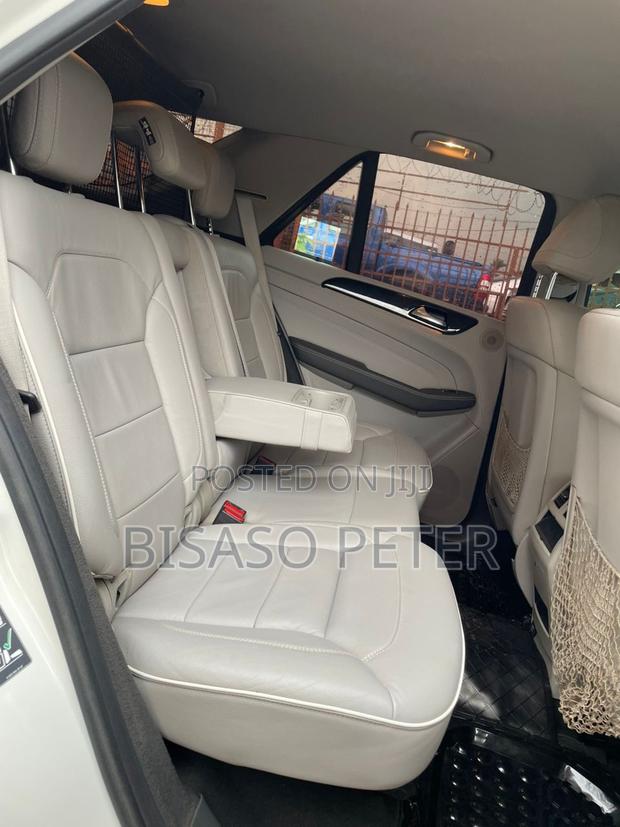 Mercedes-Benz M Class ML350 4MATIC 4dr SUV AWD (3.5L 6cyl 7A) 2014