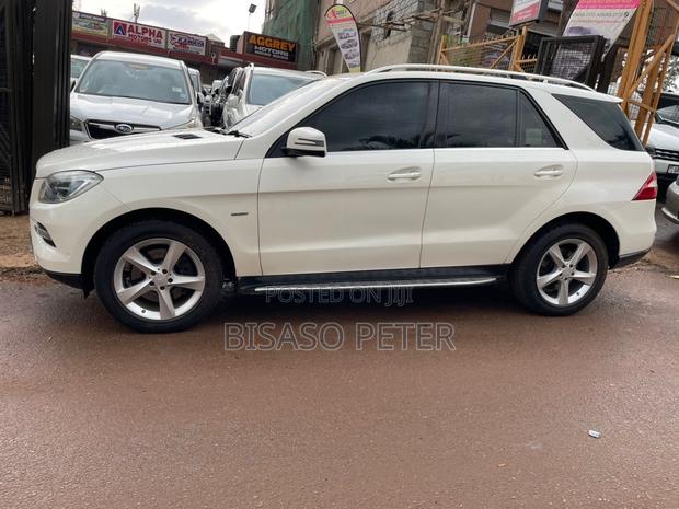 Mercedes-Benz M Class ML350 4MATIC 4dr SUV AWD (3.5L 6cyl 7A) 2014
