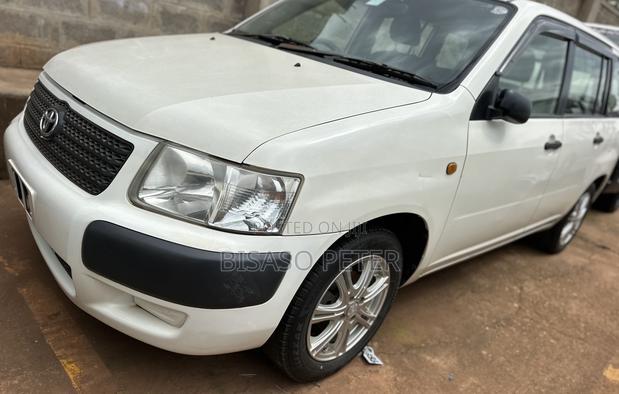 Toyota Probox 2012 White
