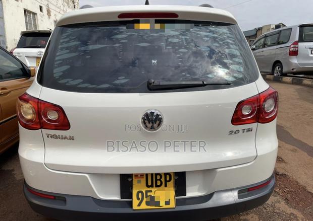 Volkswagen Tiguan 2.0 S 2009 White