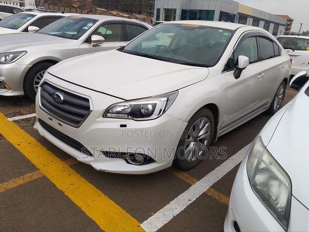 Subaru Legacy 2.5i Premium AWD 2016 White
