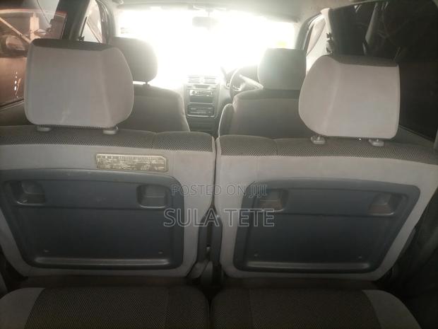 Toyota Ipsum 2001 Black