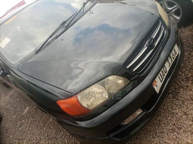 Toyota Ipsum 2001 Black