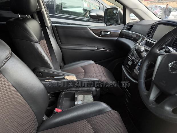 Nissan Elgrand 2013 Black