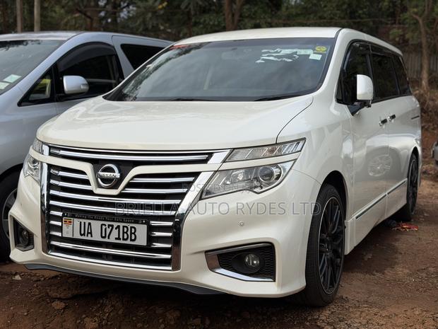 Nissan Elgrand 2013 White
