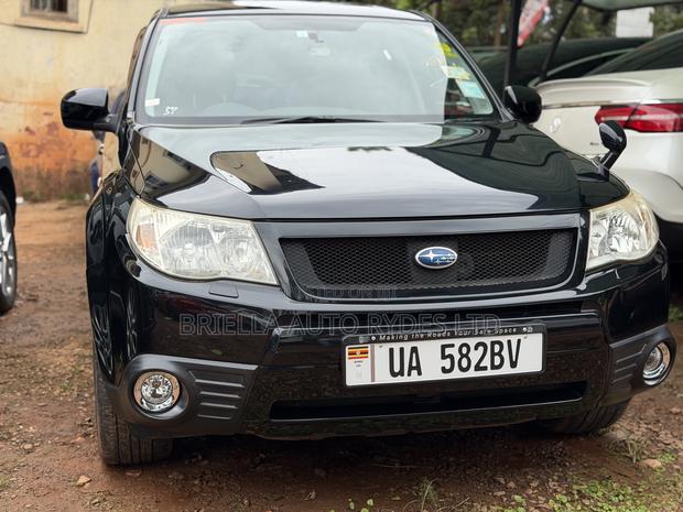 Subaru Forester 2010 Black