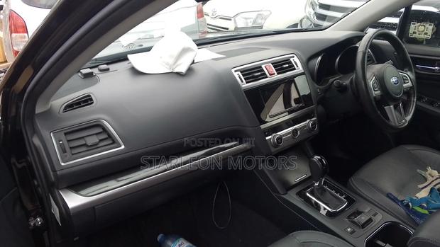 Subaru Legacy 2017 Black