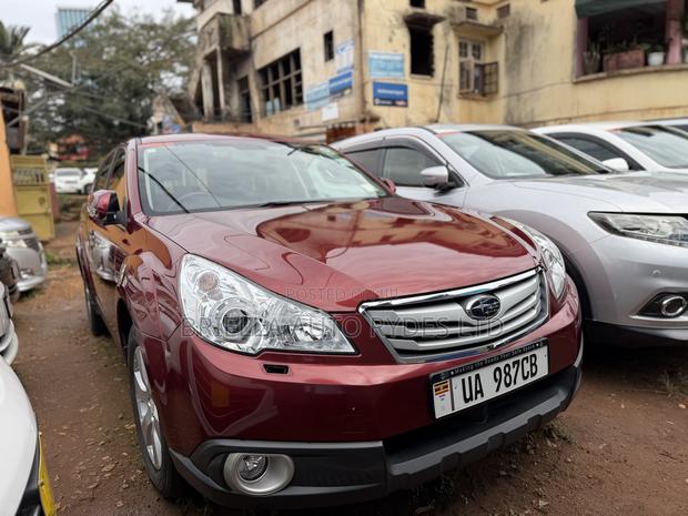Subaru Outback 2011 Maroon