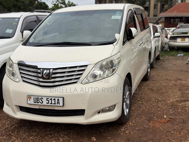 Toyota Alphard 2009