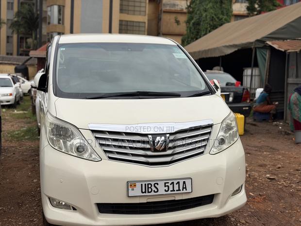 Toyota Alphard 2009