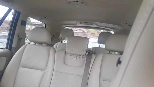 Volvo XC90 3.2 4dr SUV AWD (3.2L 6cyl 6A) 2011 White