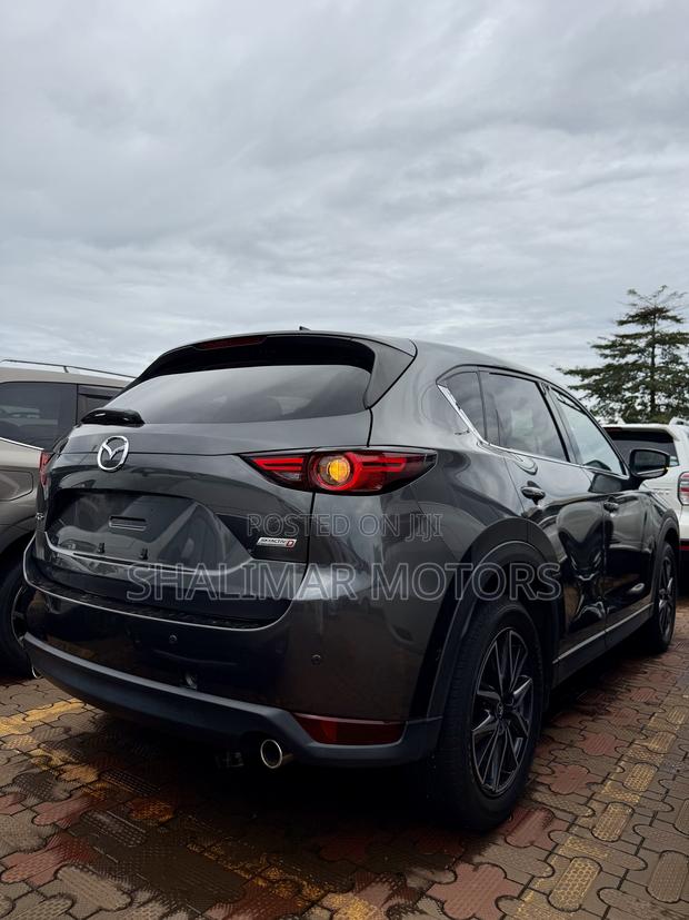 Mazda CX-5 2.2 Diesel FWD 2017 Gray