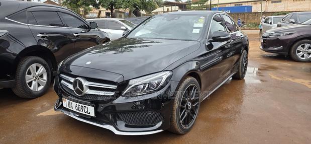Mercedes-Benz C200 2017 Black