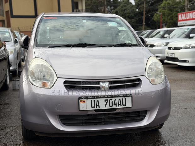 Toyota Passo 2013 Silver