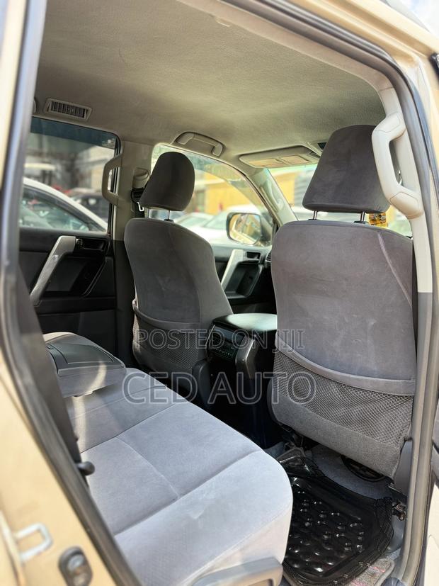Toyota Land Cruiser Prado 2015 Gold
