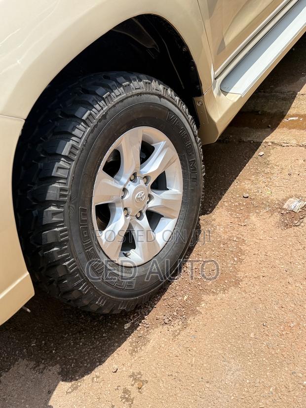Toyota Land Cruiser Prado 2015 Gold