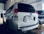 Toyota Land Cruiser Prado 2.7 i 2011 White for sale