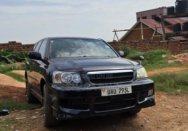 Toyota Kluger 2002 Black