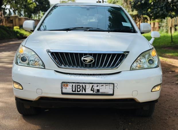 Toyota Harrier 2.4 2010 White