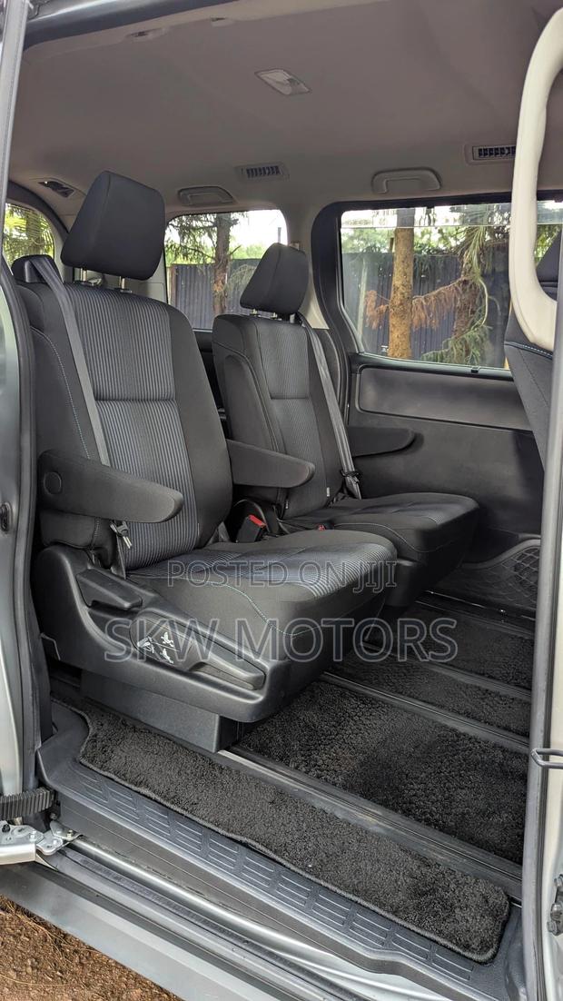 Subaru Legacy 2016 Silver
