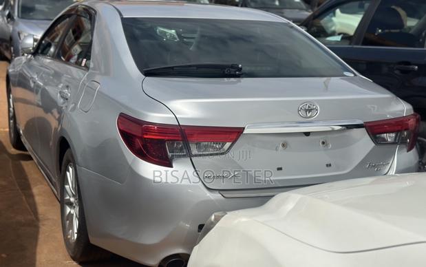 Toyota Mark X 2.5 AWD 2016 Silver