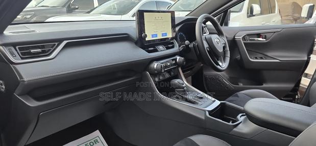 Toyota RAV4 2024 Black