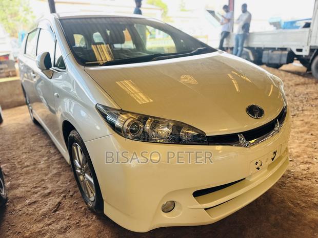 Toyota Wish 2012 White