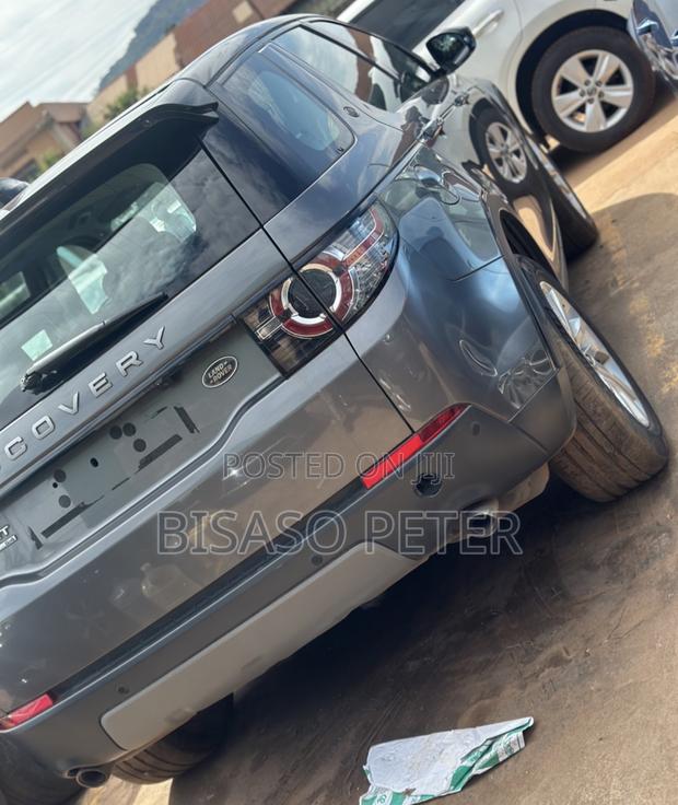 Land Rover Discovery Sport 2017 Gray