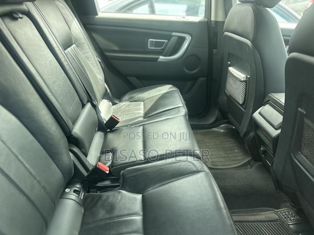 Land Rover Discovery Sport 2017 Gray