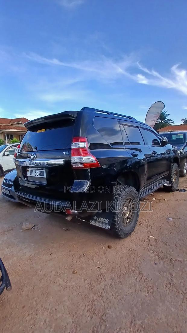 Toyota Land Cruiser Prado 2016 Black