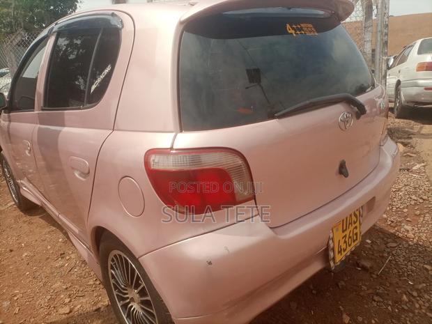 Toyota Vitz 1.0 FWD 3dr 1999 Pink