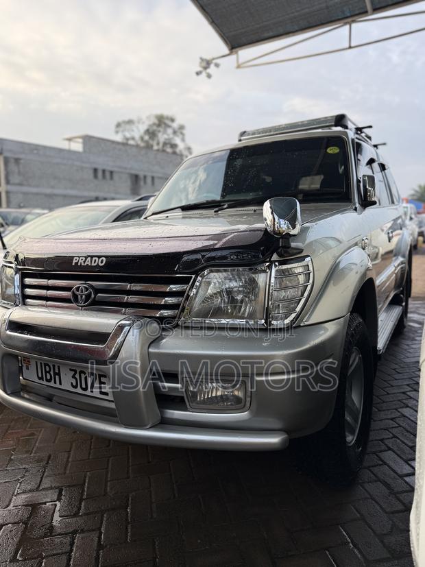 Toyota Land Cruiser Prado 2.7 5dr 2002 Silver