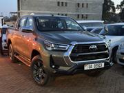 Toyota Hilux 2023 Green for sale