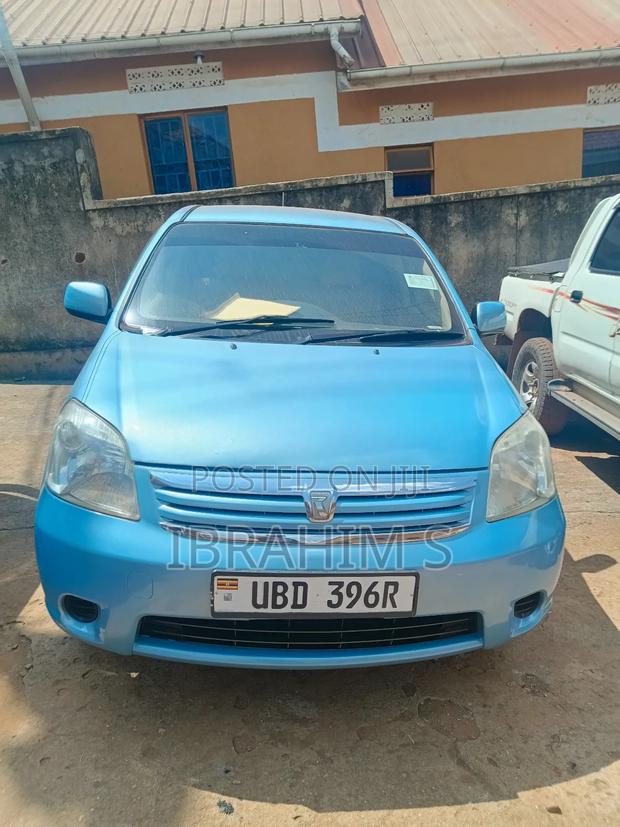 Toyota Raum 2007 Blue