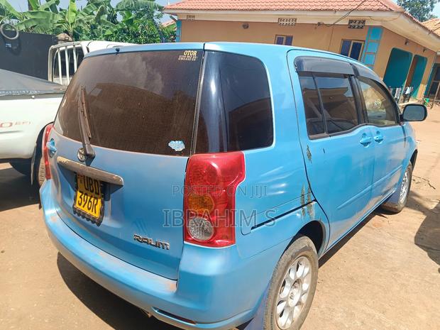 Toyota Raum 2007 Blue