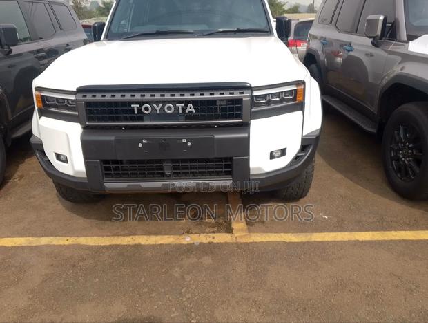 New Toyota Land Cruiser Prado 2.8 2024 White