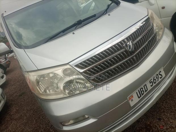 Toyota Alphard 2.4 Petrol FWD 2003 Silver