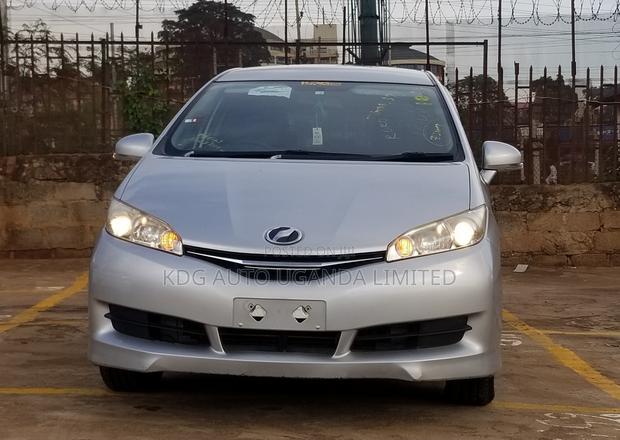 Toyota Wish 2016 Silver