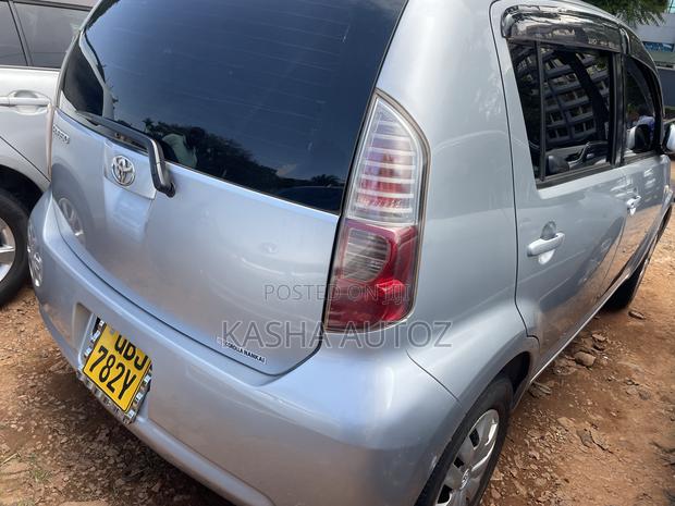 Toyota Passo 2008 Silver