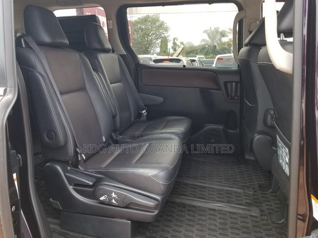 Toyota Esquire 2016 Black