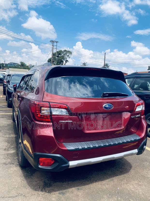 Subaru Outback 2016 Red