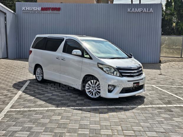 Toyota Alphard 2012 White