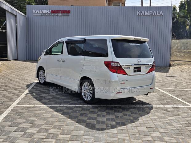 Toyota Alphard 2012 White
